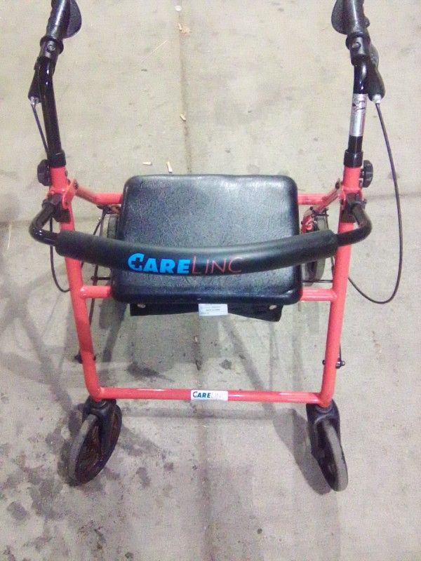 Walker With Wheels
