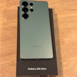 Samsung Galaxy S25 Ultra (perfect condition)