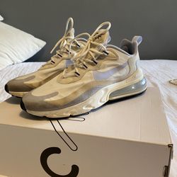 W Air Max 270 React