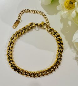 18k Gold Plated Cuban Chain Bracelet 
