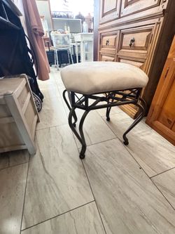 Metal Vanity Stool with Upholstered Seat