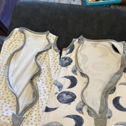 Burt’s bees Wearable Blankets