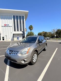 2011 Nissan rogue SV