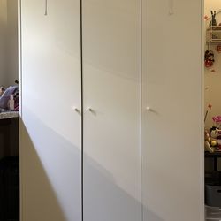 IKEA KLEPPSTAD Wardrobe with 3 doors