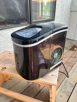 Frigidaire ice maker!