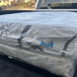 New Twin Xl Hybrid Mattress And Box Spring Set
