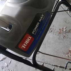 Toro 26-in snow blower