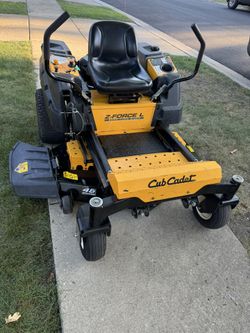 Cub Cadet Zero Turn Rider Lawn Mower 