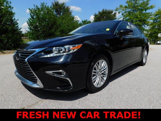 2016 Lexus ES
