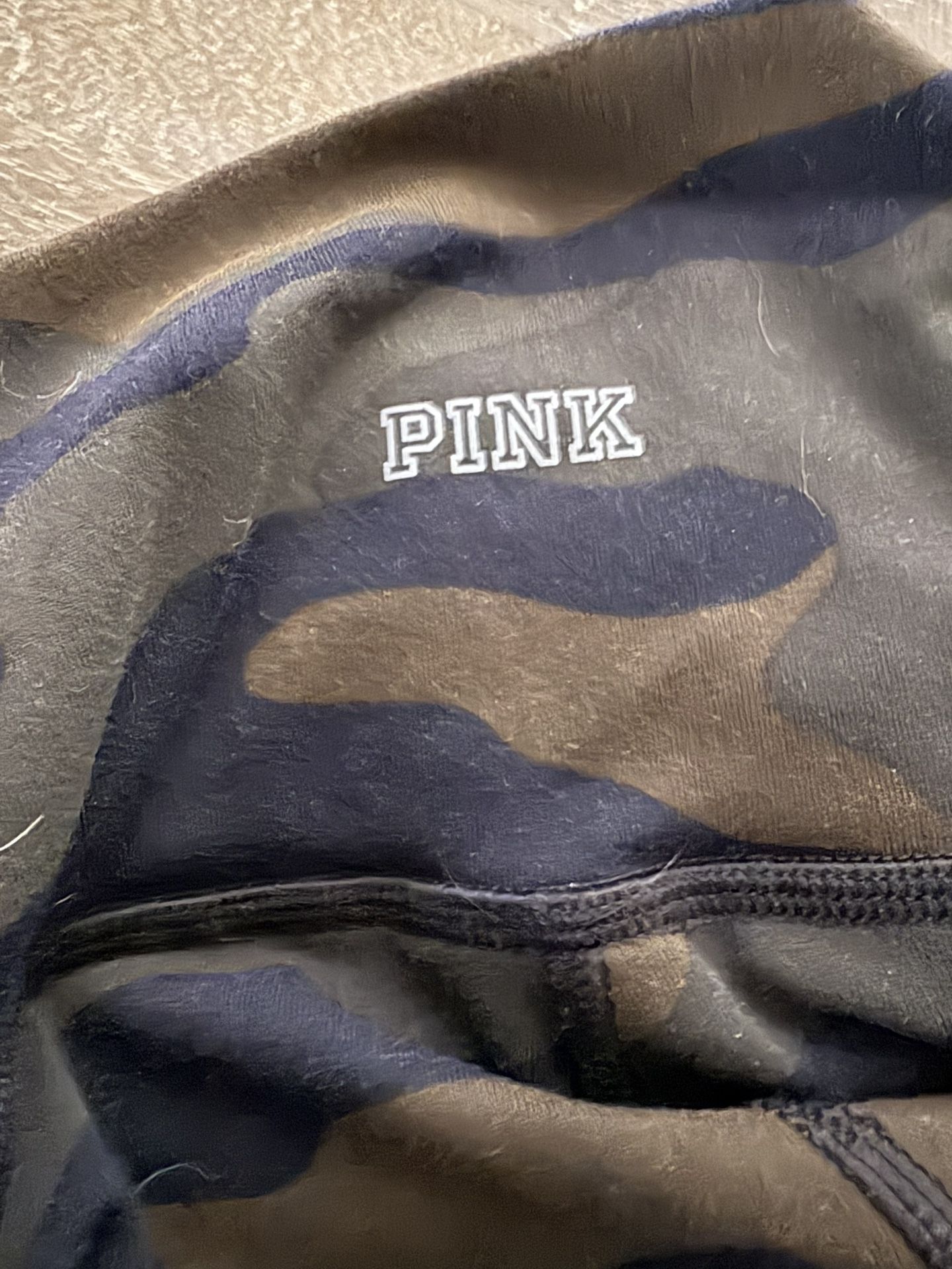 VS Pink Ultimate Leggings