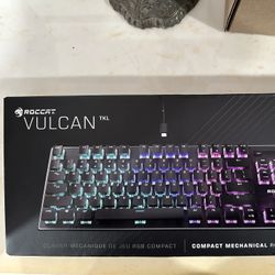 ROCCAT Vulcan Titan Switch Mechanical Switch Keyboard