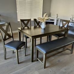 Formal Kitchen Dining Table with 4 padded leather chairs and bench seats 6 7 8 like new