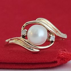❤️10k Size 7.25 Beautiful Solid Yellow Gold Fresh-Water Pearl and Diamond Ring!/ Anillo de Oro con Perla y Diamantes! 👌🎁Post Tags: 10k 14k