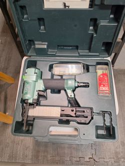 HITACHI STAPLER