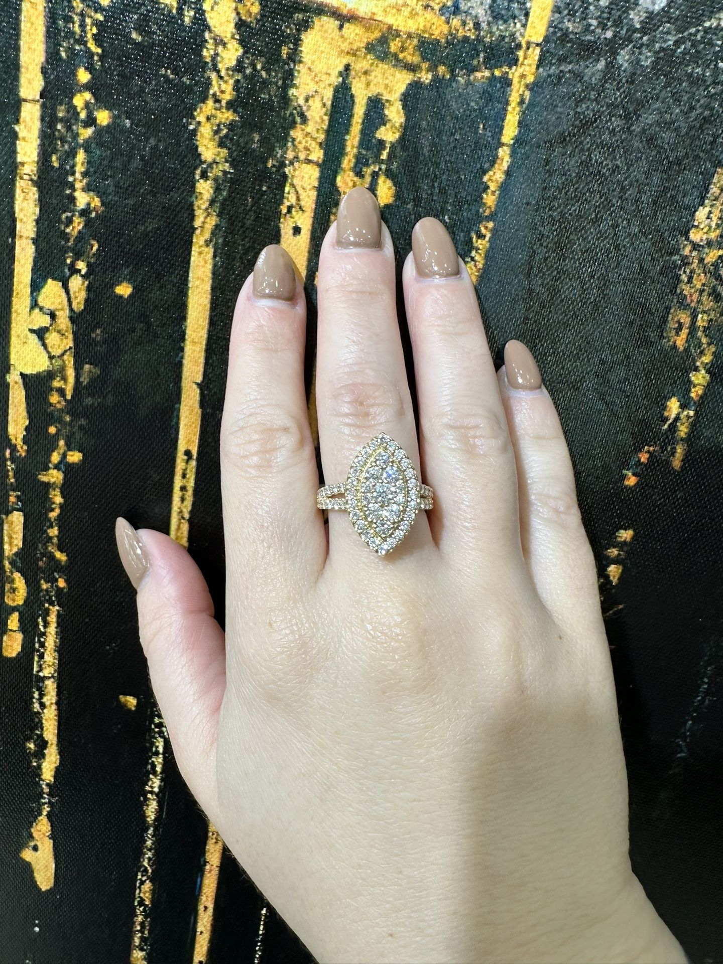 14k LAB DIAMOND RING 