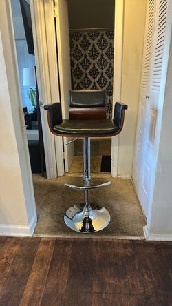 Salon/Barber Chair For Sale