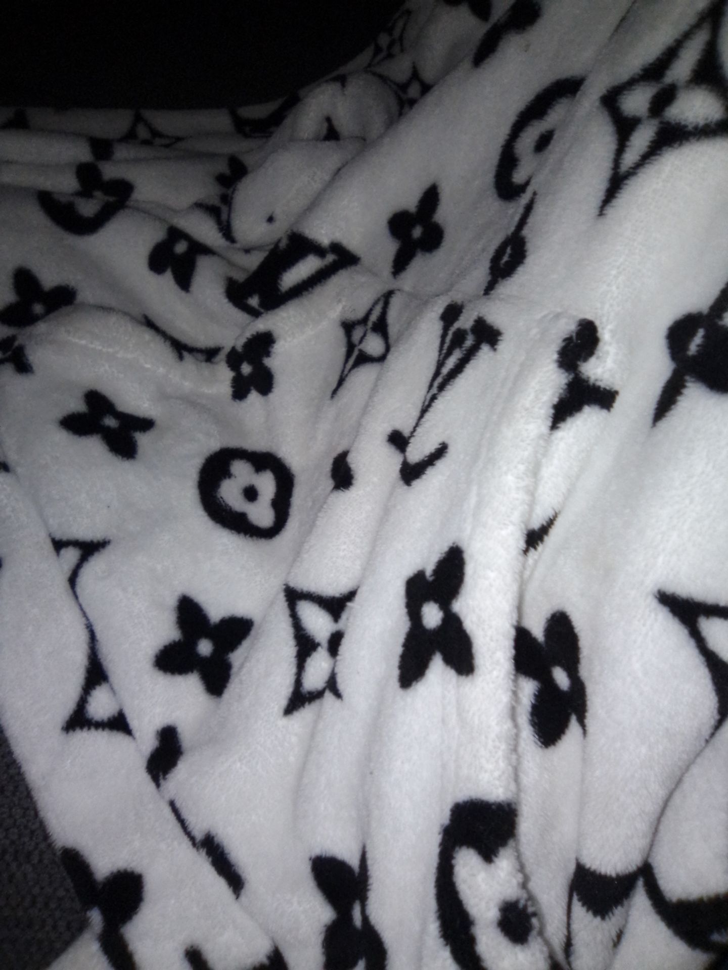 Louis Vuitton sweater hoodie with front pockets