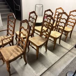 8 Dining Room Chairs 