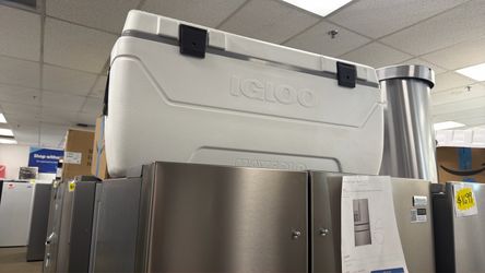 Igloo-Marine Chest Heavy Duty Cooler 120 qt