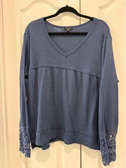 Venus plus size 1XL womens shirt