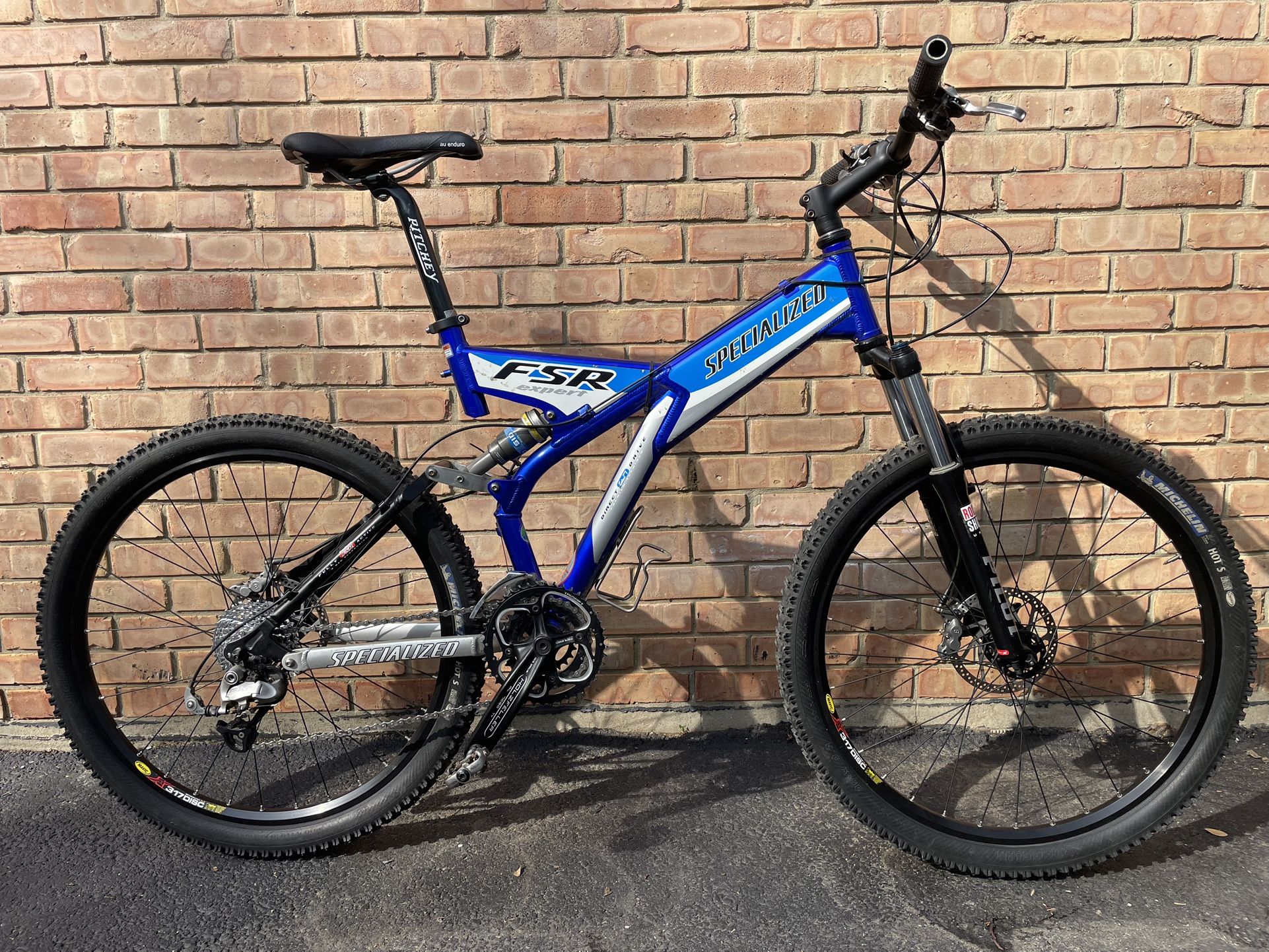 Specialized FSR Expert Enduro Mountain Bike.