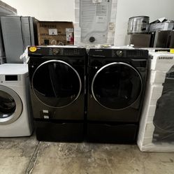 SAMSUNG FRONT LOAD 5.0 Cu Ft WASHER AND GAS DRYER