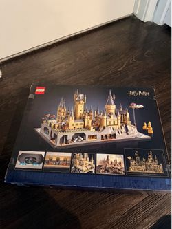 Hogwarts Castle Lego set