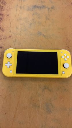 Nintendo Switch Lite Yellow