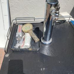 Kegerator with 3 CO2 Tanks