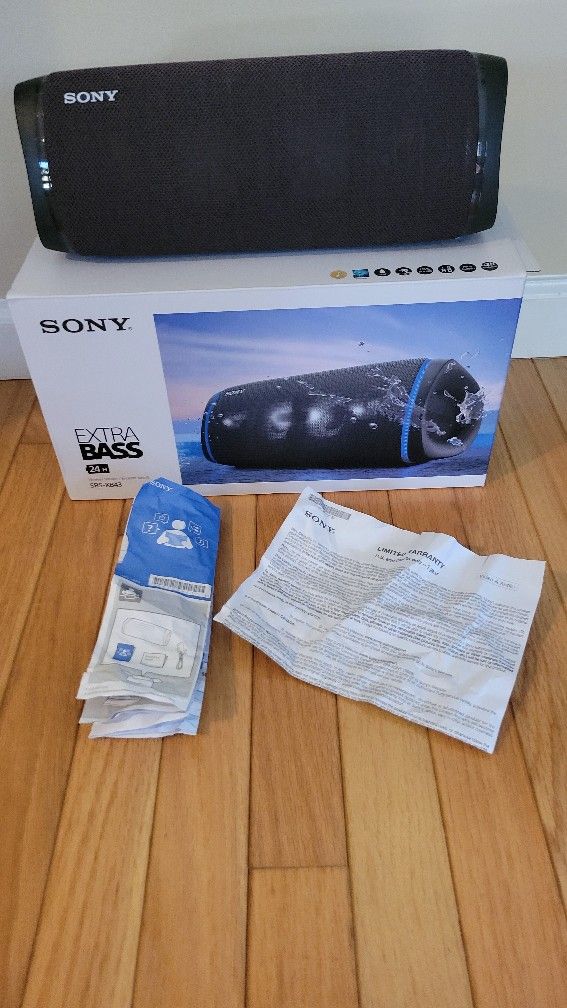 Sony SRS-XB43 Black Wireless Bluetooth Extra Bass Party Lights Speaker...works great!