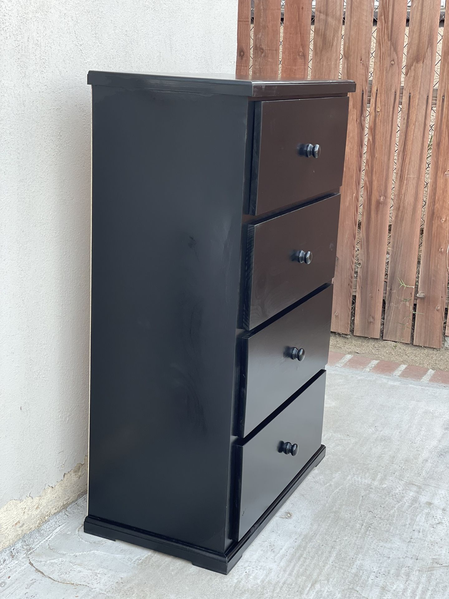 4 Drawer Chest