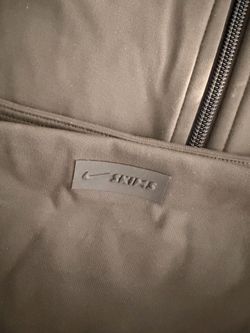 Nike x SKIMS Matte Cocoa Set - Mock-Neck Jacket & High-Waisted V-Line Leggings M