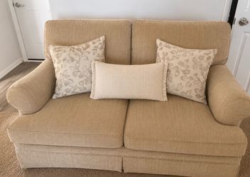 Couch/sofa