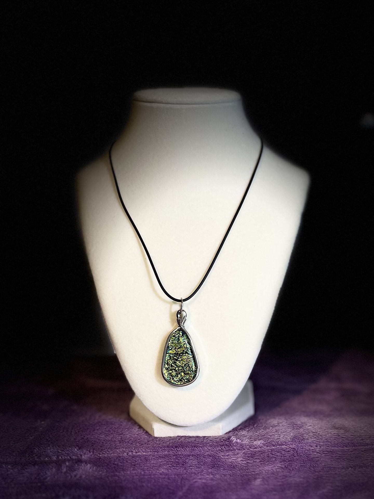 Elegant Ammolite Teardrop Pendant Necklace