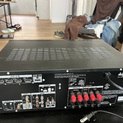 Sony 5.2 Channel 4K AV Receiver (STR-DH550) - Works Great w/ Remote