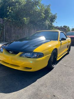 1994 Ford Mustang