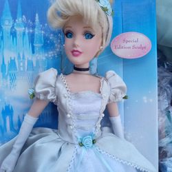 PORCELAIN DISNEY CINDERELLA BRASS KEEPSAKES 18" DOLL