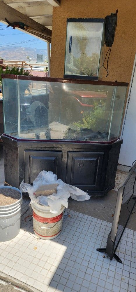100 Gallon Corner Fish Tank Aquarium 