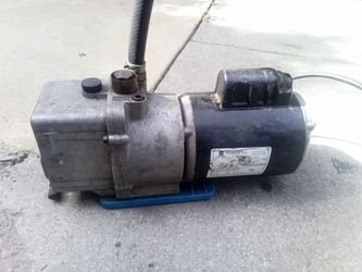 Vacuum pump / bomba de aire