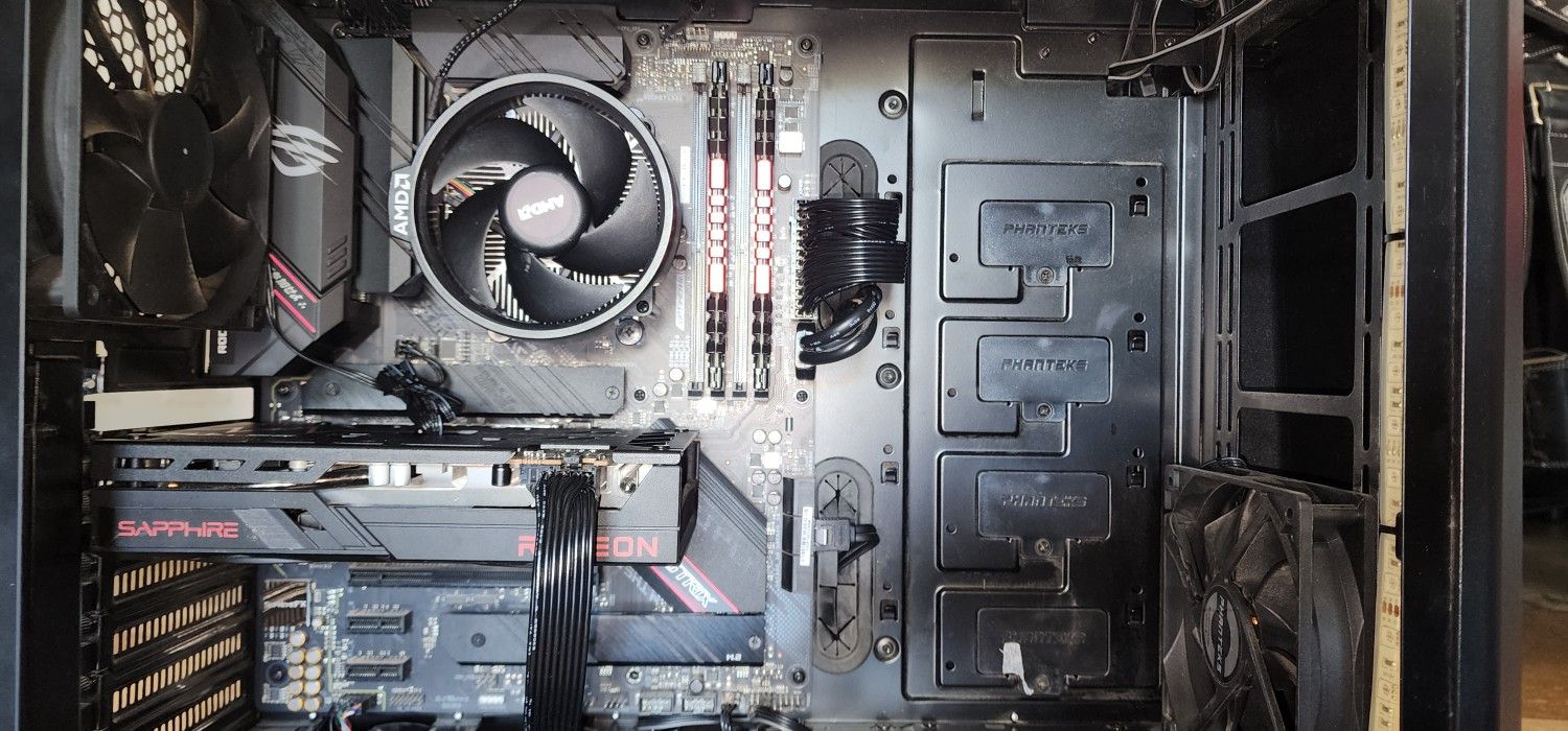 B550 Strix- 16gb Ram. R7 5600x W/ Rx 6600