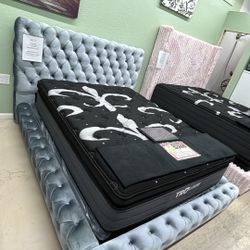 Velvet King Size Bed - Brand New @furniture Expo 