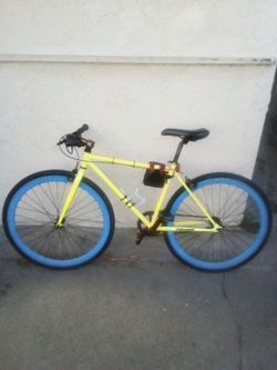 RetroSpec- Fixie (Very fast bike)