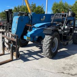 Telehandler 8000# 44’ Reach