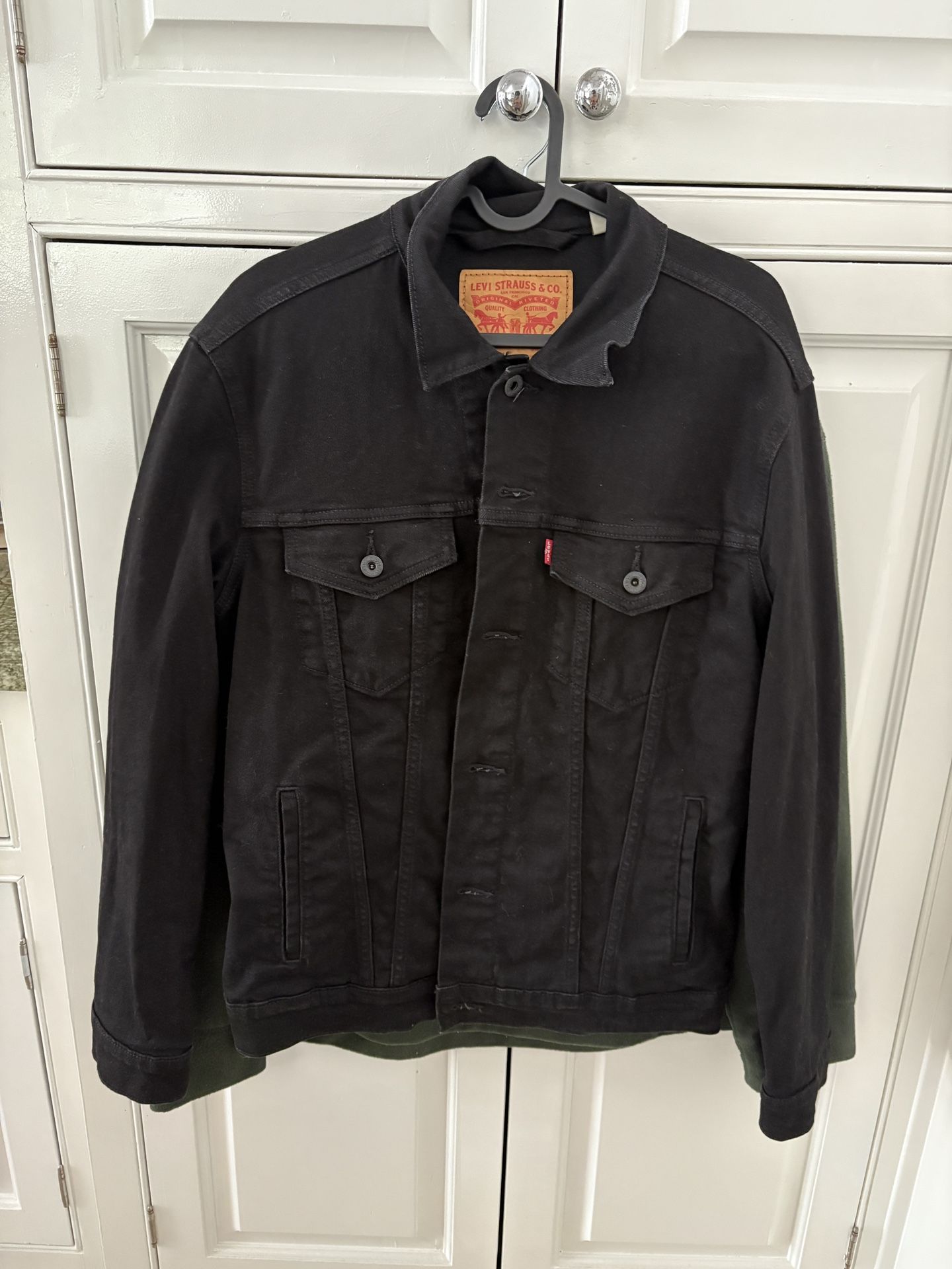 Levi’s - Black Jean Jacket