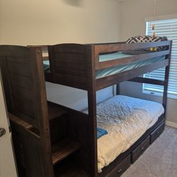 Bunk beds 