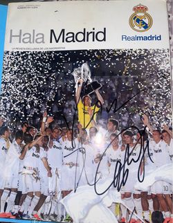 Hala Madrid 2012 autographs