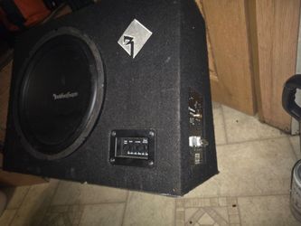 Rockford fosgate 12' with built in amp all in one box