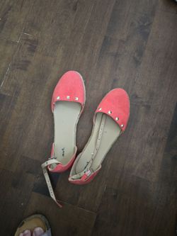 SIZE 10 WOMEN SHOES