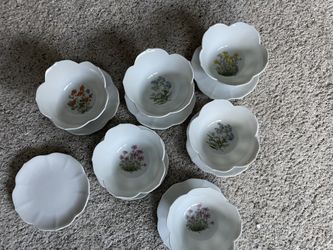 Small Bowl And Saucer Set