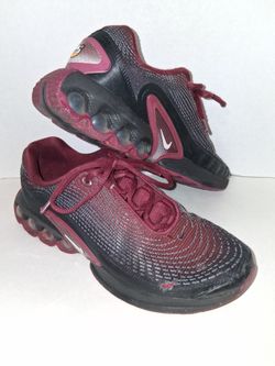 boys shoes size 5.5y (SEE 2nd and 3rd pics) ONLY $5